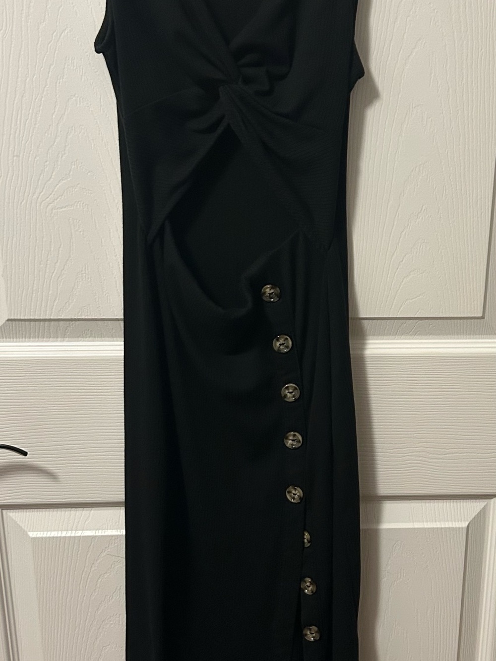 NanaMacs Black Sleeveless Twist-Front Midi Dress with Side Buttons